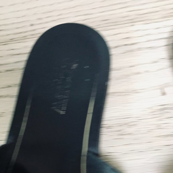 J. Crew Black Fat Sandals - Picture 6 of 8